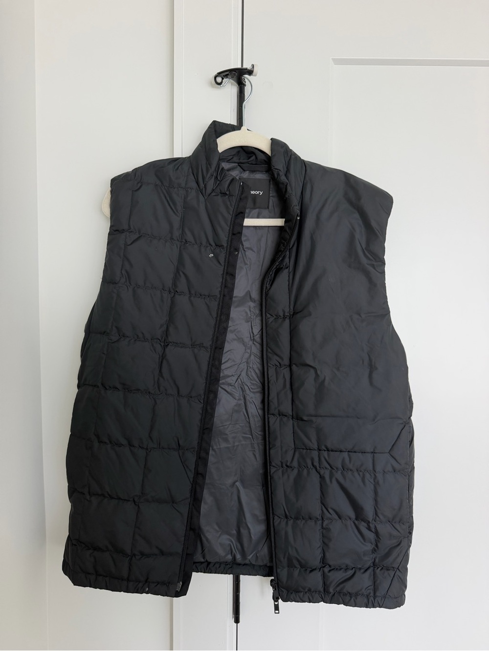 Theory Men's Black Quilted Puffer Vest